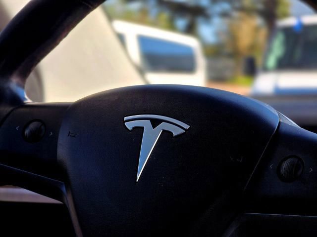 Used 2019 Tesla Model 3 Performance AWD/4WD image 14