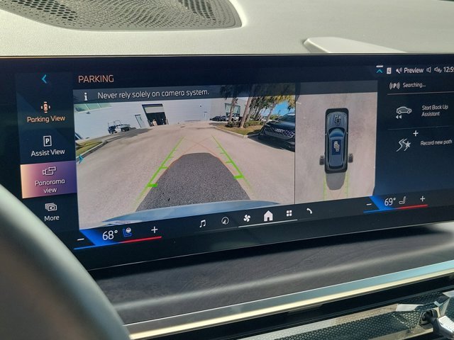 Used 2025 BMW X5 xDrive40i w/ Executive Package image 31