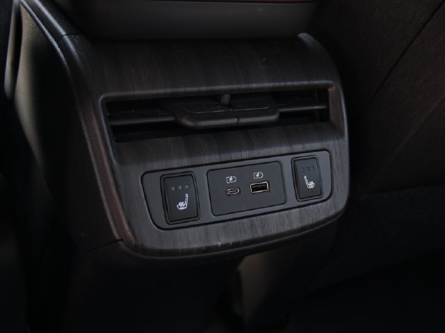 Certified 2024 Nissan Ariya AWD image 29