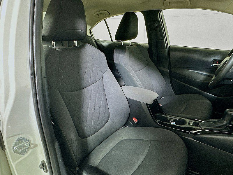 Used 2020 Toyota Corolla LE FWD image 27