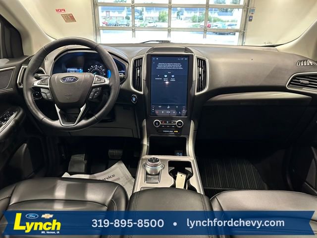 Used 2023 Ford Edge SEL w/ Convenience Package image 8