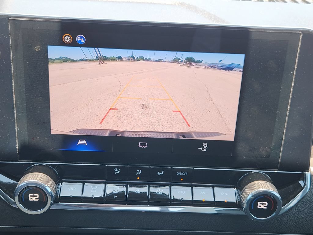 Used 2025 Chevrolet Colorado Trail Boss AWD/4WD image 18