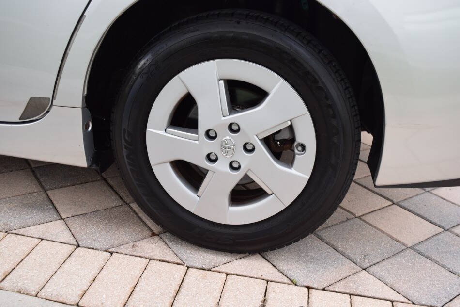 Used 2010 Toyota Prius Two FWD image 82