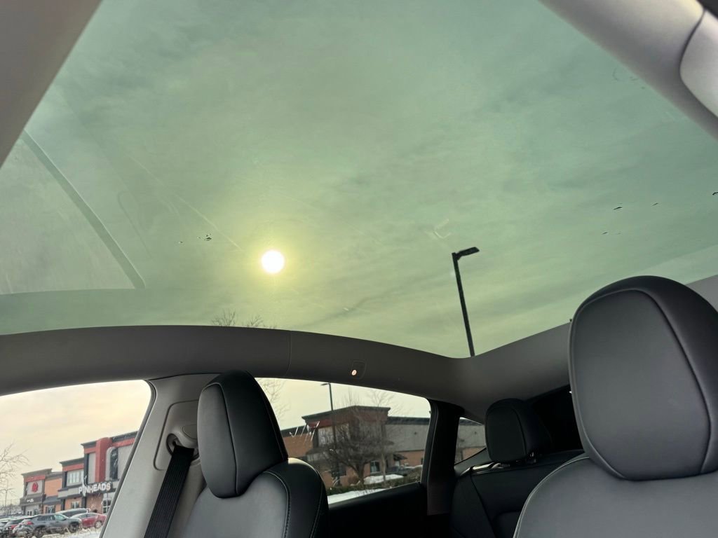 Used 2023 Tesla Model Y Long Range image 19