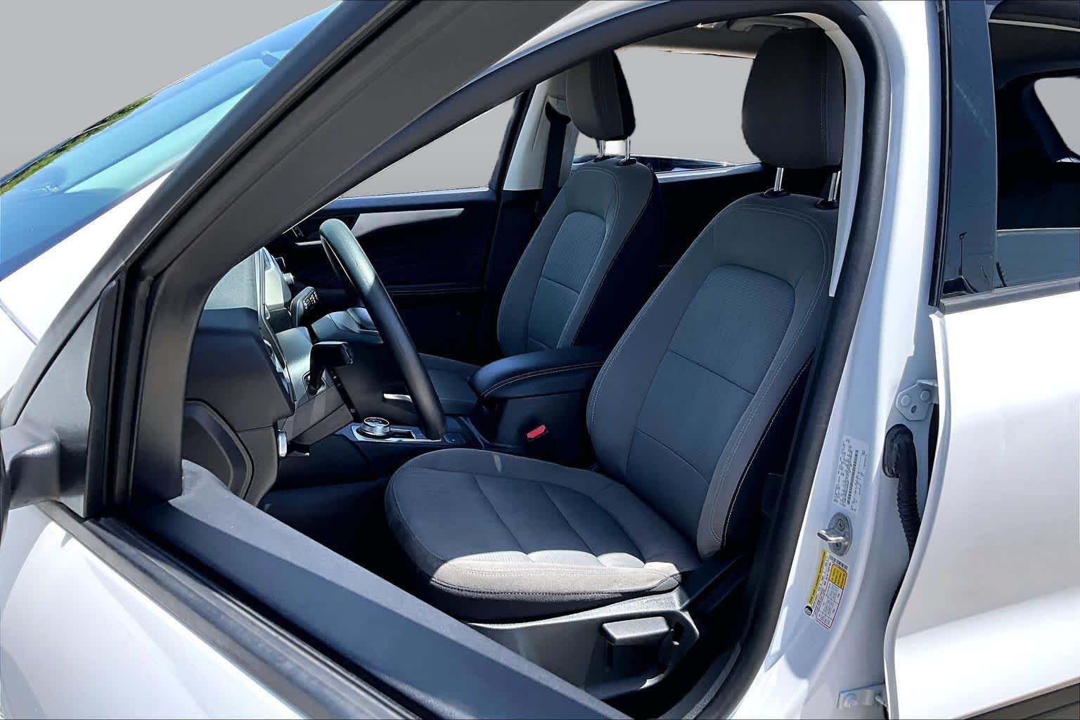 Used 2022 Ford Escape S FWD image 8