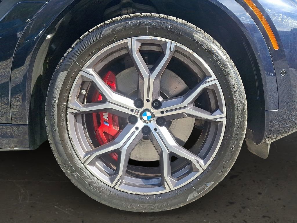 Certified 2023 BMW X6 M50i w/ Executive Package image 9
