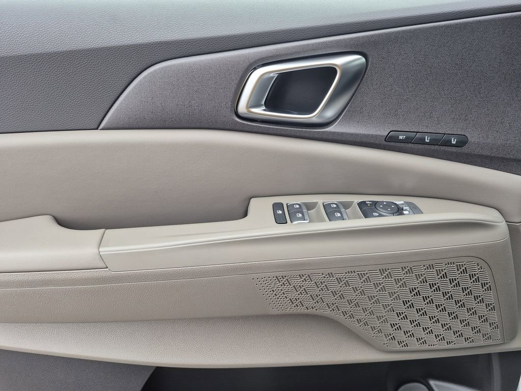 New 2026 Kia Carnival SX image 6