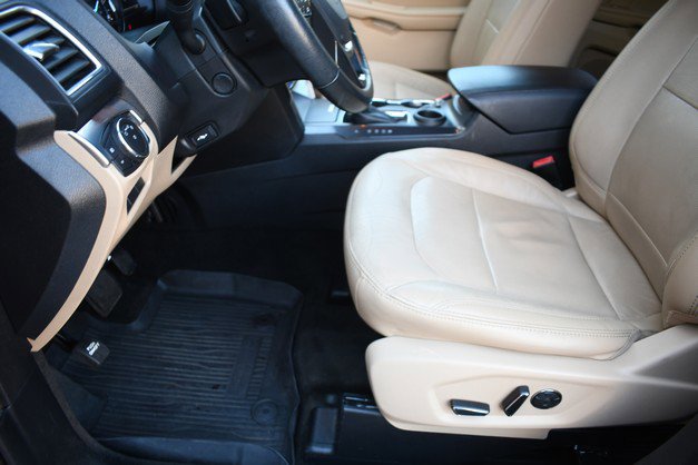 Used 2017 Ford Explorer Limited w/ Equipment Group 301A image 15