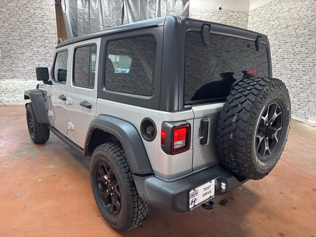 Used 2023 Jeep Wrangler Willys image 5