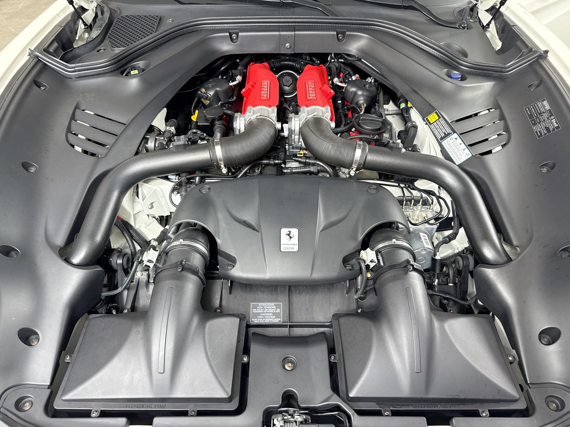 Certified 2017 Ferrari California T RWD image 21