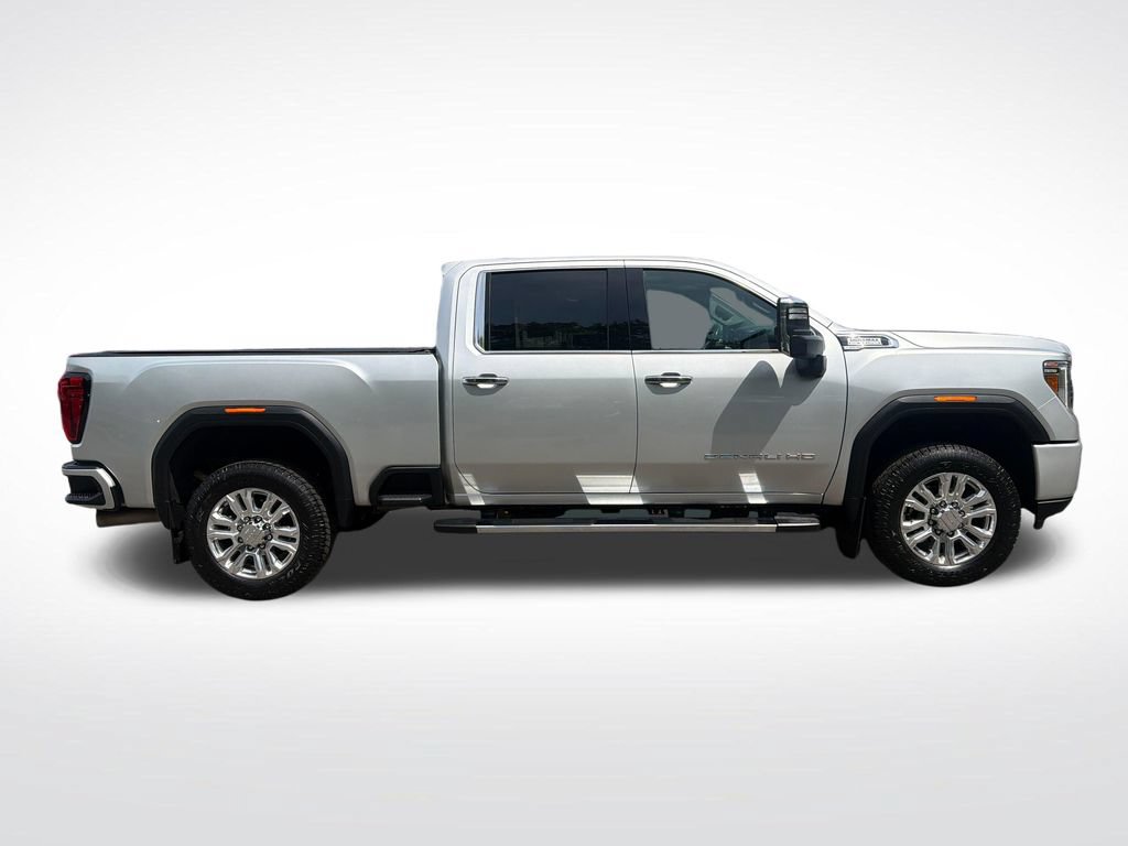 Certified 2022 GMC Sierra 3500 Denali w/ Denali Ultimate Package AWD/4WD image 5