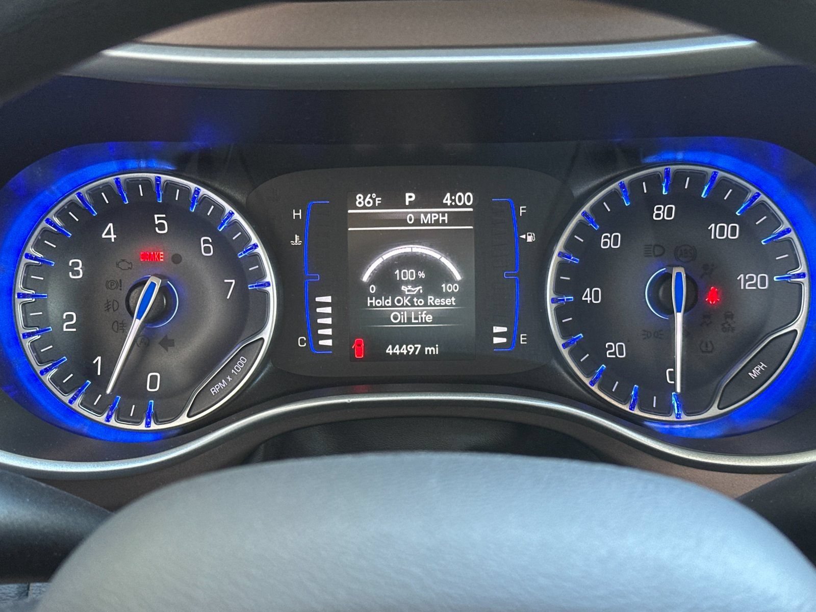 Used 2019 Chrysler Pacifica Touring Plus w/ Tire & Wheel Group FWD image 24