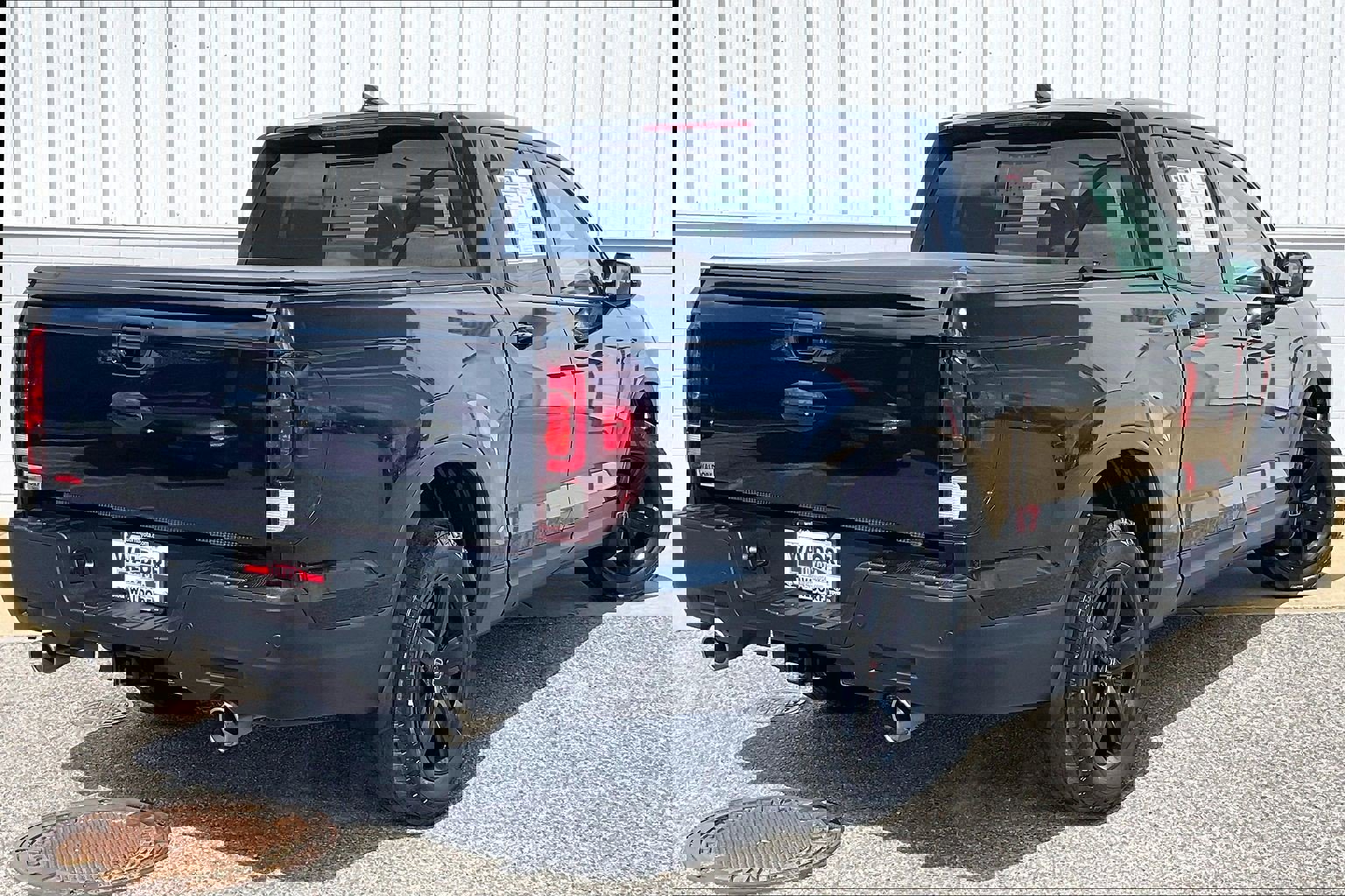 Used 2023 Honda Ridgeline Black Edition image 16