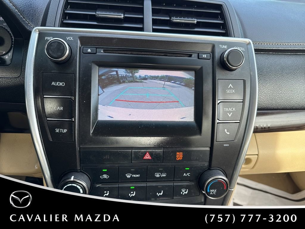Used 2016 Toyota Camry LE image 14