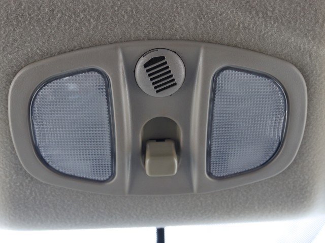 Used 2007 Saturn Vue AWD V6 w/ Red Line Pkg image 25