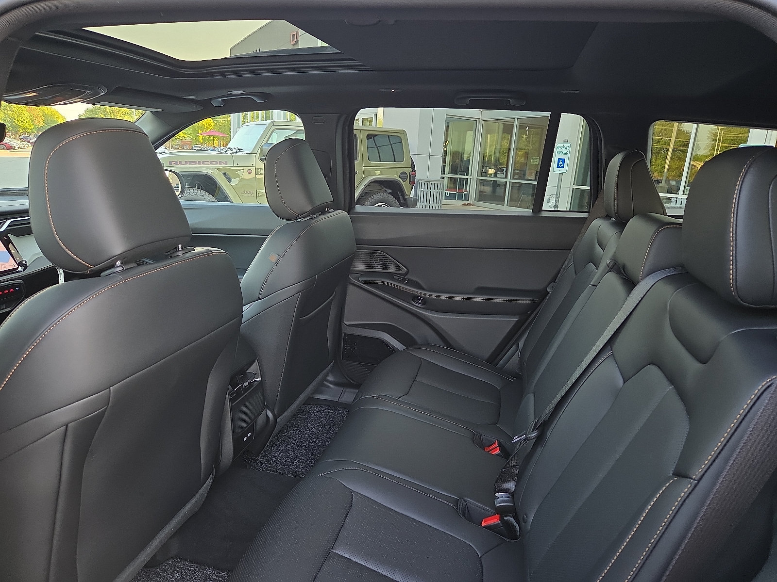 New 2026 Jeep Cherokee Limited AWD/4WD image 10