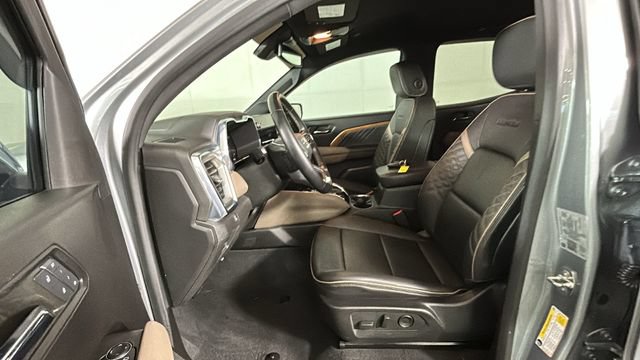 Used 2023 GMC Canyon Denali AWD/4WD image 12