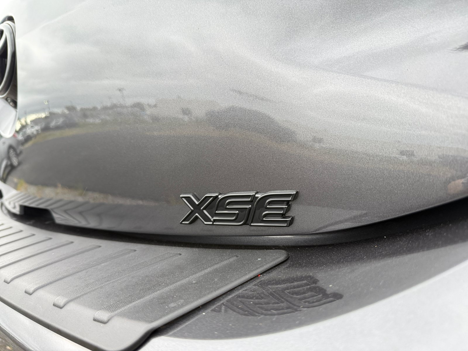 Used 2025 Toyota Corolla XSE FWD image 24