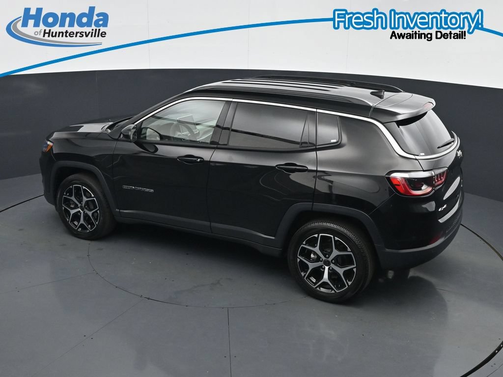 Used 2025 Jeep Compass Limited AWD/4WD image 21