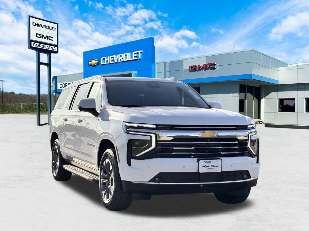 New 2026 Chevrolet Suburban LT w/ Comfort Package
