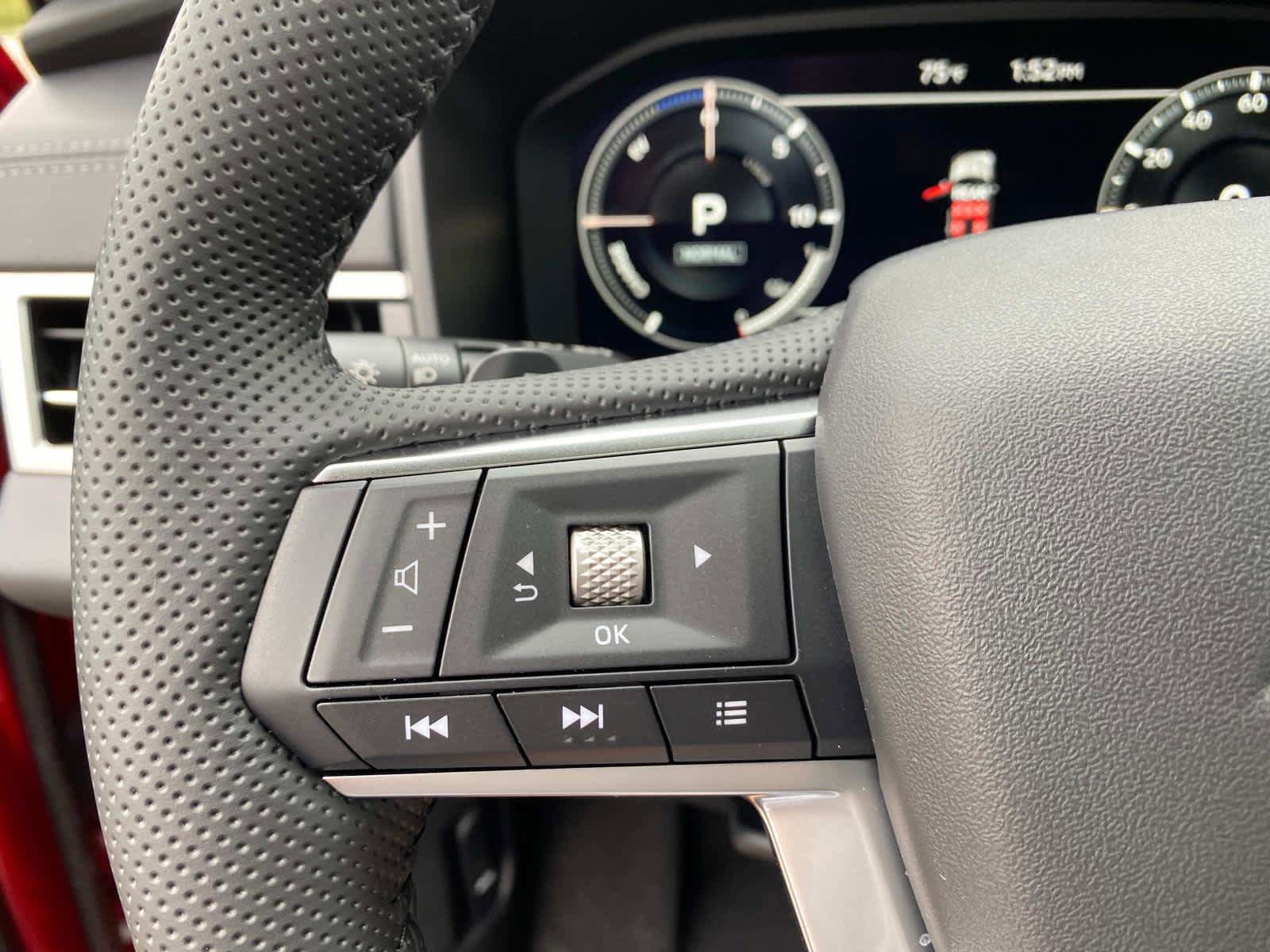 New 2025 Mitsubishi Outlander 4WD Plug-In Hybrid image 18