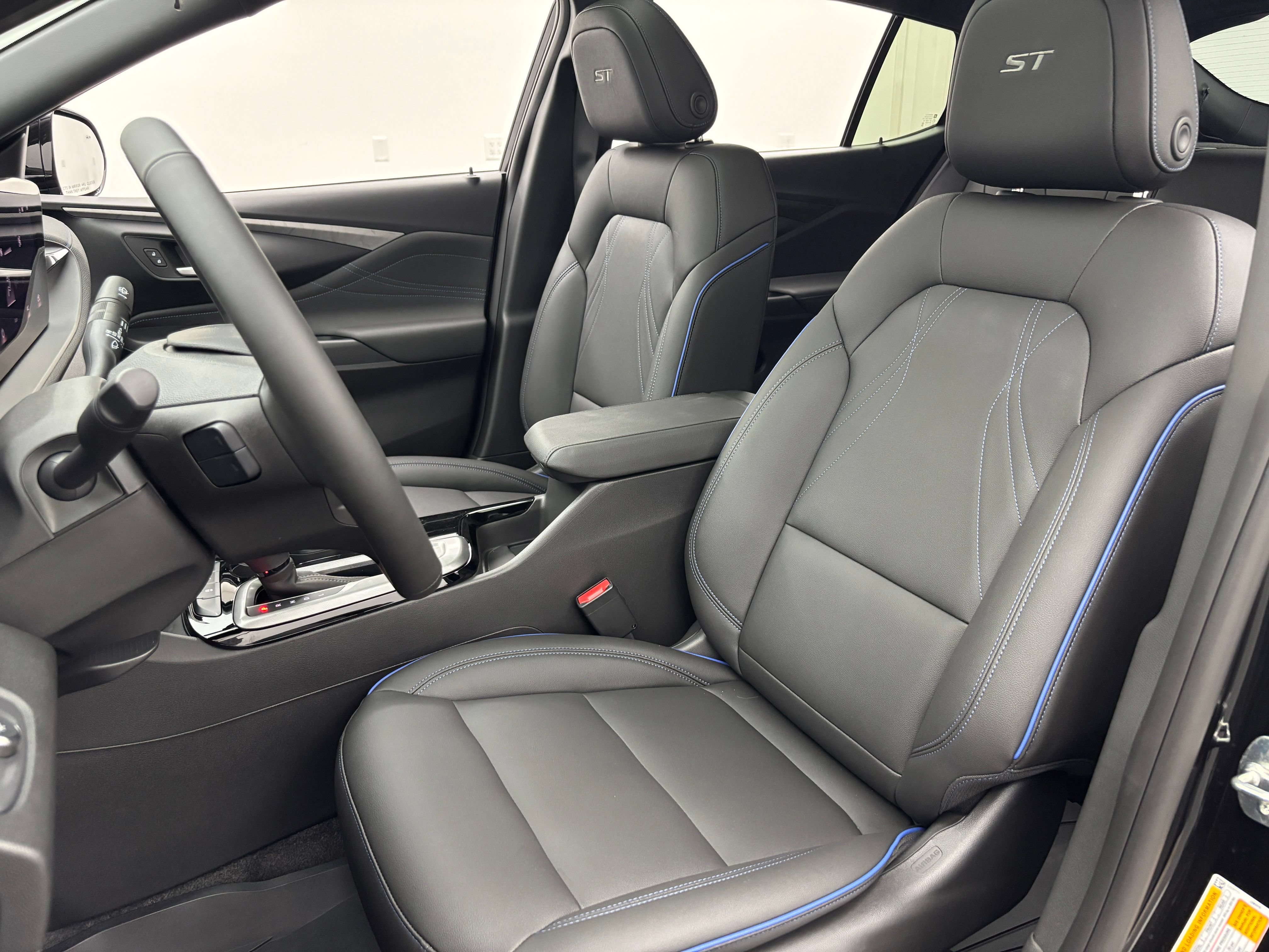 New 2026 Buick Envista Sport Touring w/ Convenience I Package FWD image 18