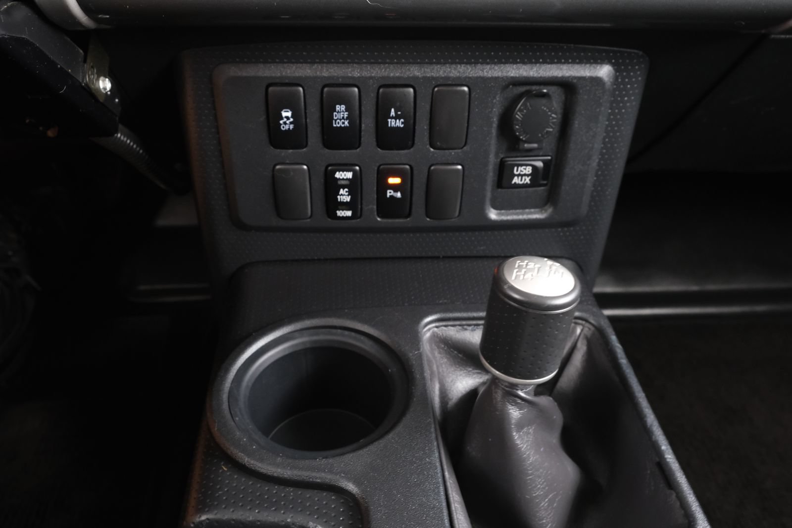 Used 2011 Toyota FJ Cruiser 4WD w/ Upgrade Pkg image 19