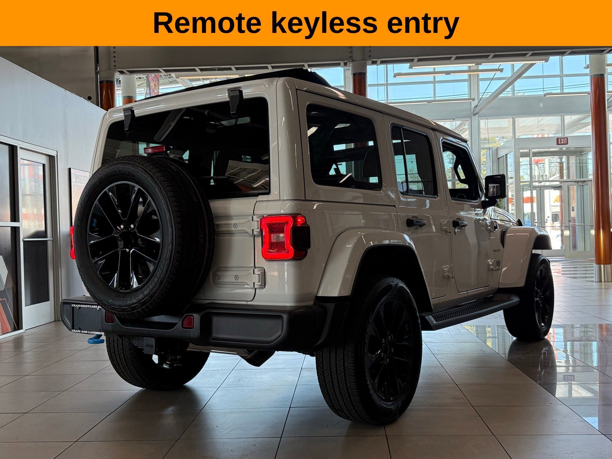 Used 2022 Jeep Wrangler Unlimited Sahara w/ Cold Weather Group image 4