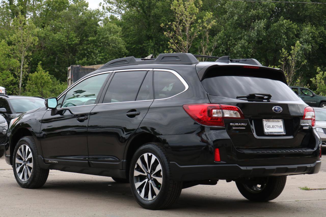 Used 2016 Subaru Outback 2.5i Limited AWD/4WD image 17