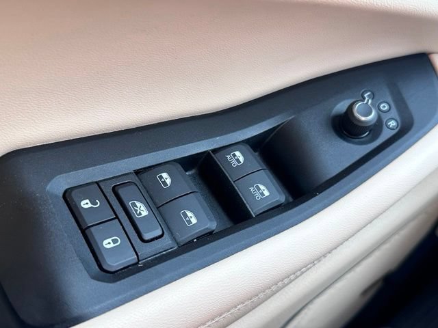 Used 2022 Jeep Grand Cherokee L Limited AWD/4WD image 17
