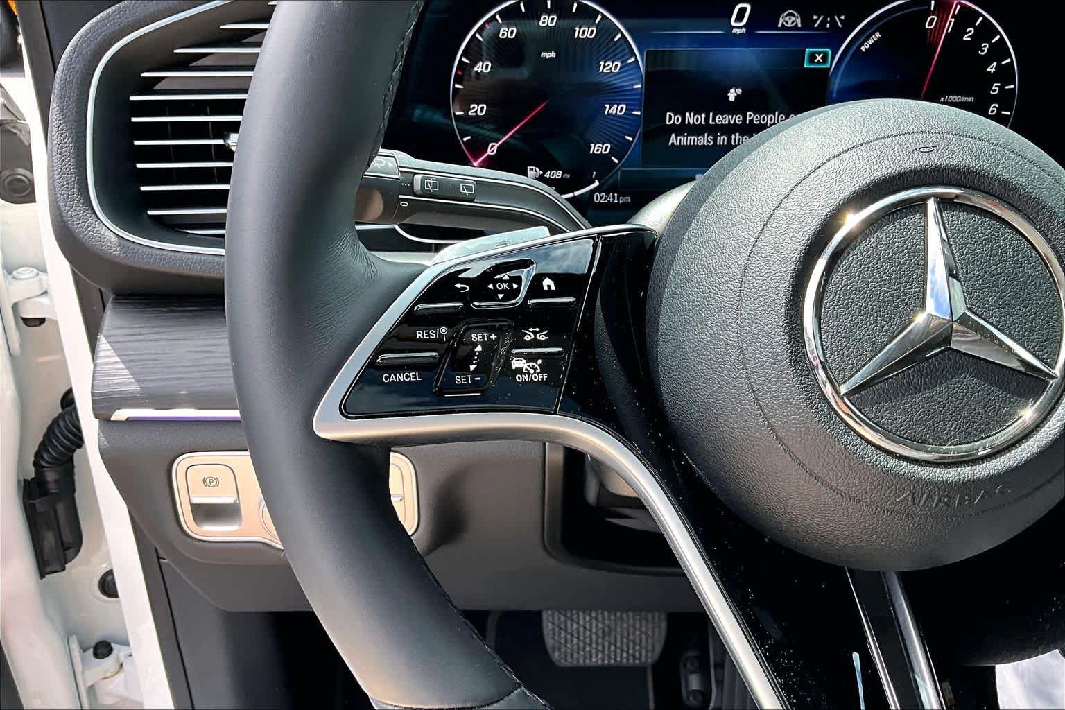 Used 2025 Mercedes-Benz GLE 450e 4MATIC image 24