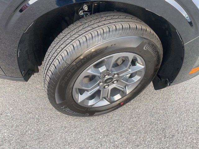 New 2025 Ford Maverick XLT w/ Equipment Group 301A image 18