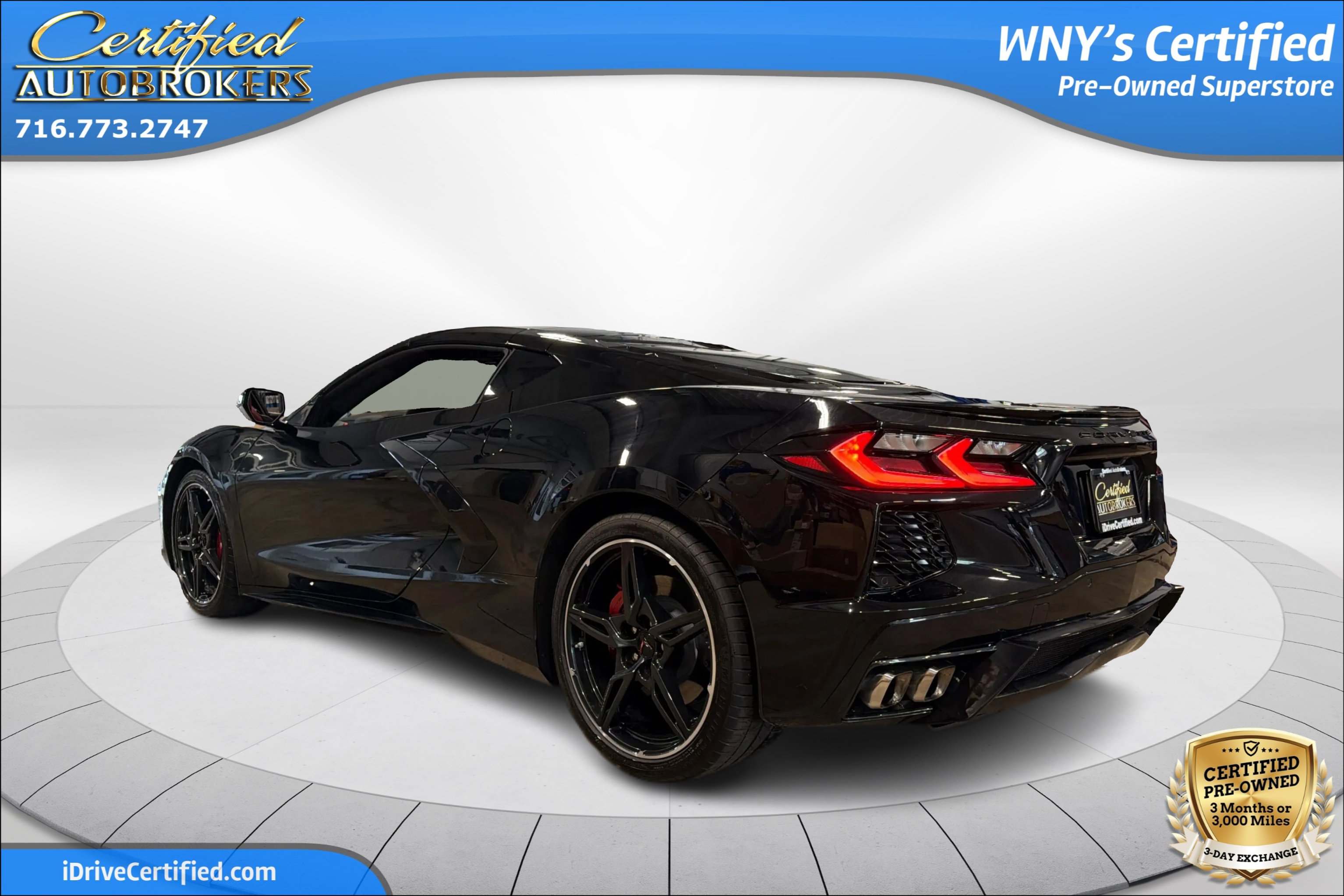Used 2020 Chevrolet Corvette Stingray 2LT w/ 2LT Preferred Equipment Group RWD image 8