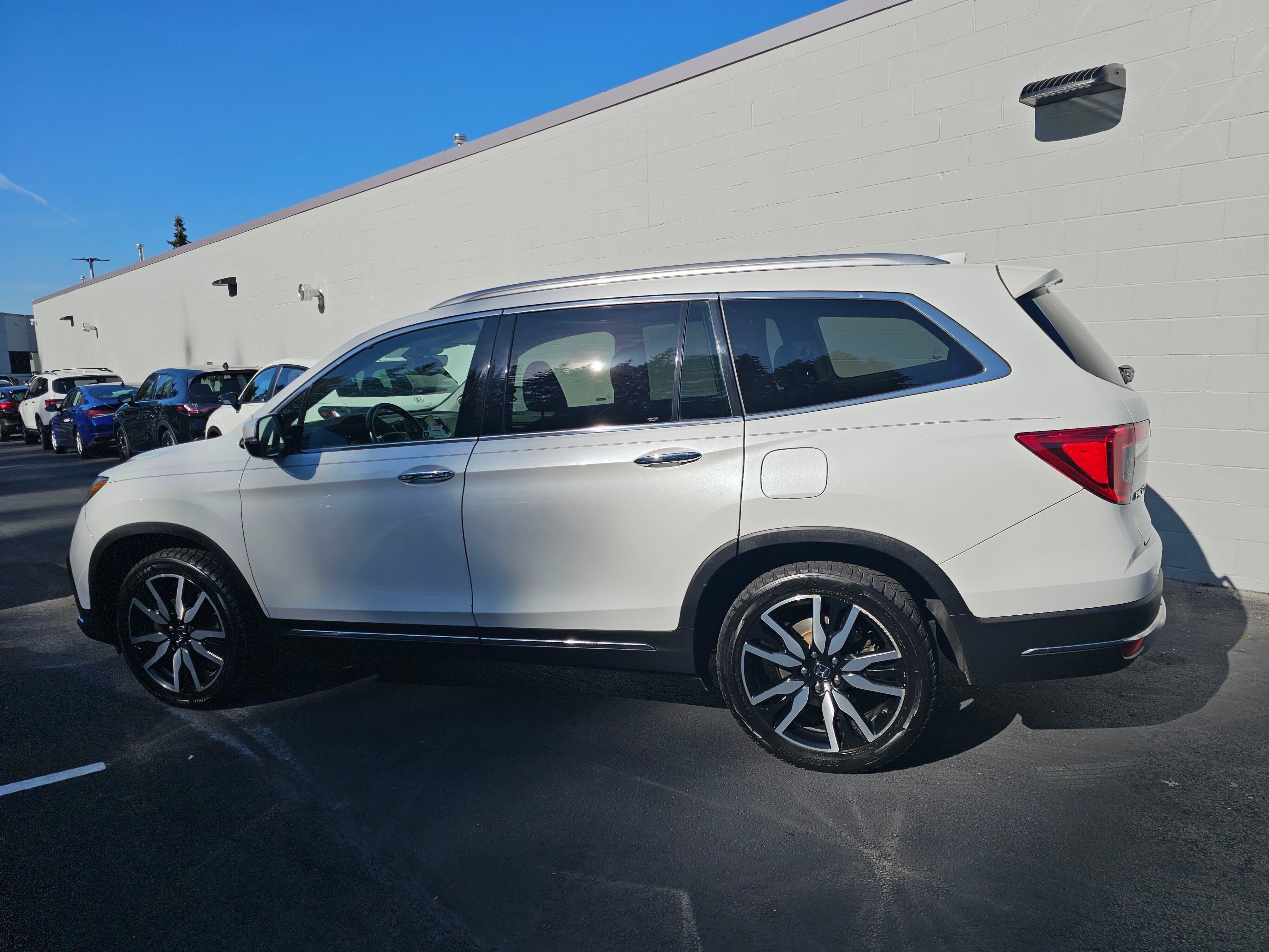 Used 2022 Honda Pilot Elite image 4