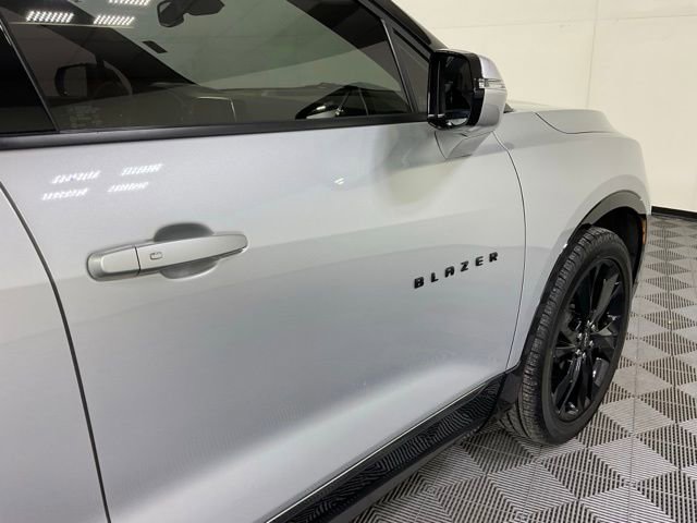 Used 2022 Chevrolet Blazer RS w/ Enhanced Convenience Package image 9