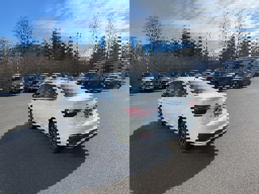 Used 2023 Volkswagen Jetta S image 2