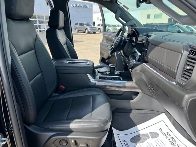 Certified 2022 Chevrolet Silverado 1500 LTZ w/ LTZ Premium Package AWD/4WD image 19