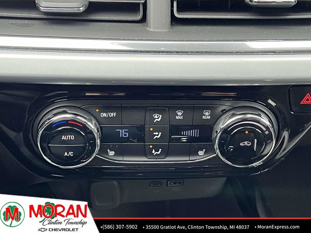 Certified 2025 Chevrolet Trax LT w/ Driver Confidence Package FWD image 21