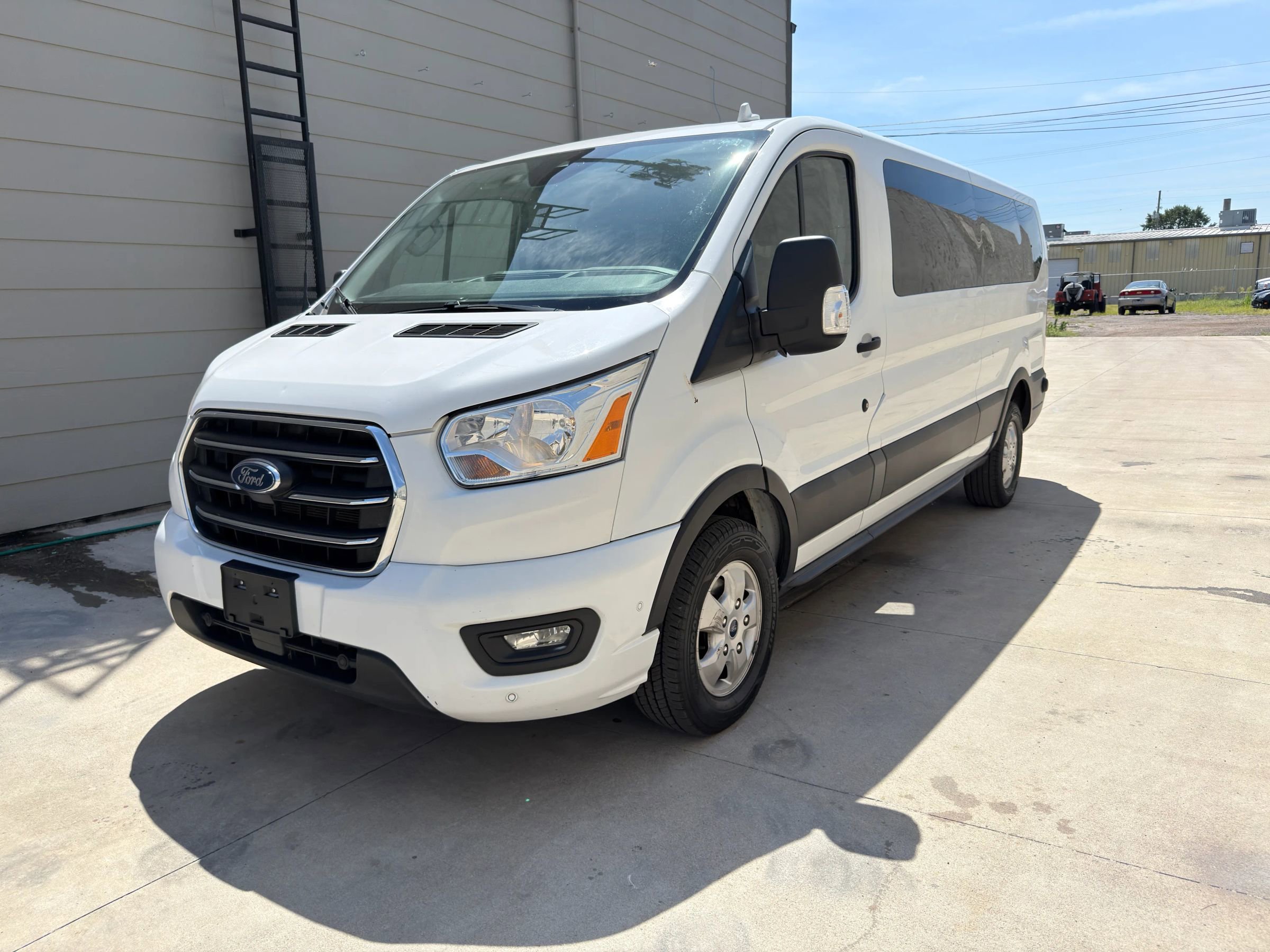 Used 2020 Ford Transit 350 XLT RWD video 1