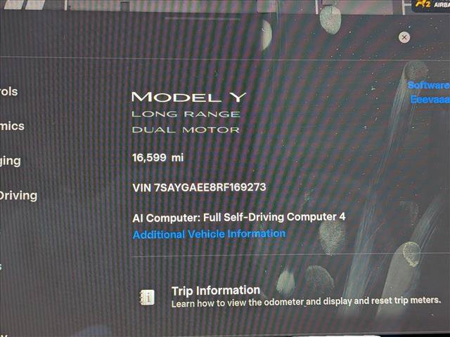 Used 2024 Tesla Model Y Long Range AWD/4WD image 10