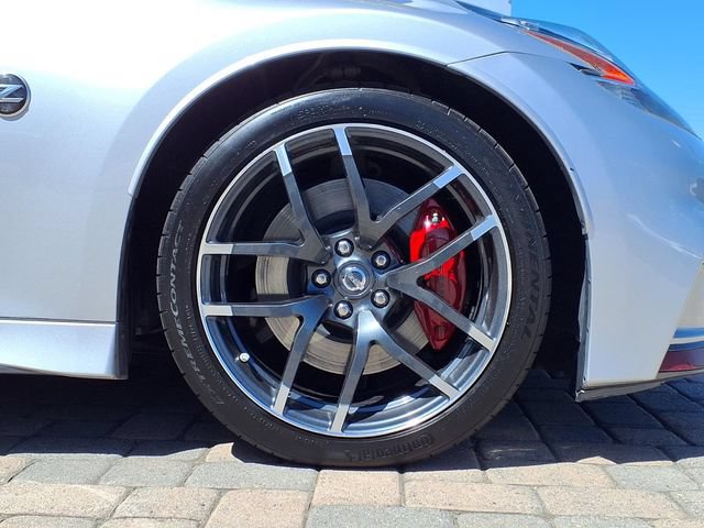 Used 2016 Nissan 370Z NISMO RWD image 9