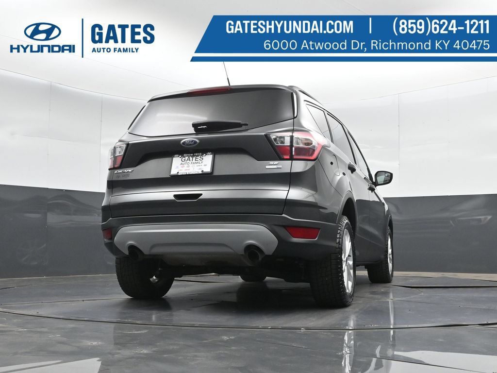 Used 2018 Ford Escape SE AWD/4WD image 36