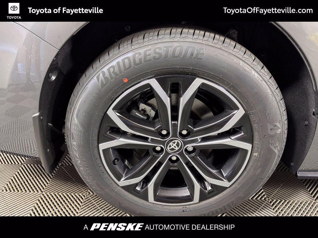 New 2026 Toyota Sienna Platinum AWD/4WD image 8