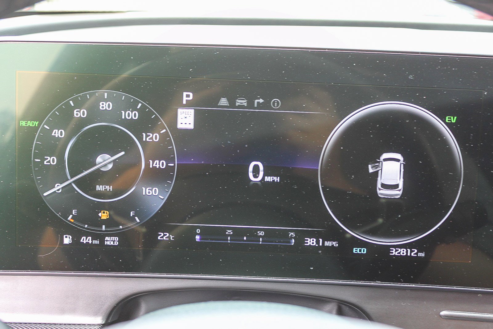 Used 2025 Kia Sportage SX Prestige image 25