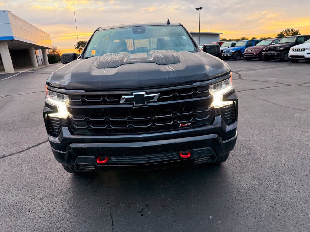 Used 2022 Chevrolet Silverado 1500 LT Trail Boss w/ Convenience Package II AWD/4WD image 6