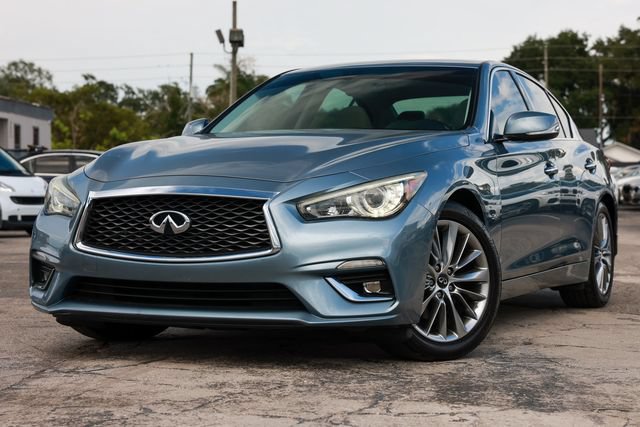 Used 2018 INFINITI Q50 Luxe w/ Cargo Package (L95) RWD image 1