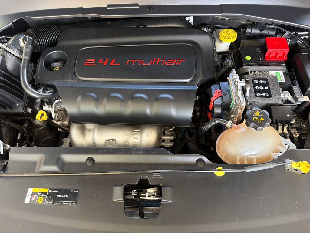 Used 2022 Jeep Compass Limited image 34