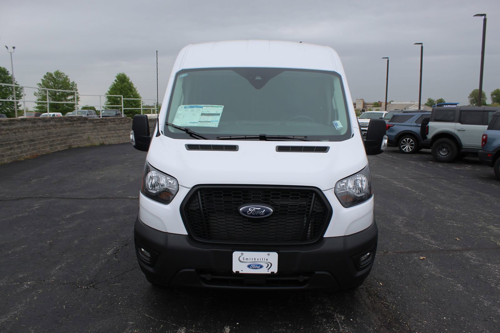 New 2025 Ford Transit 250 148 Medium Roof w/ Load Area Protection Package image 3