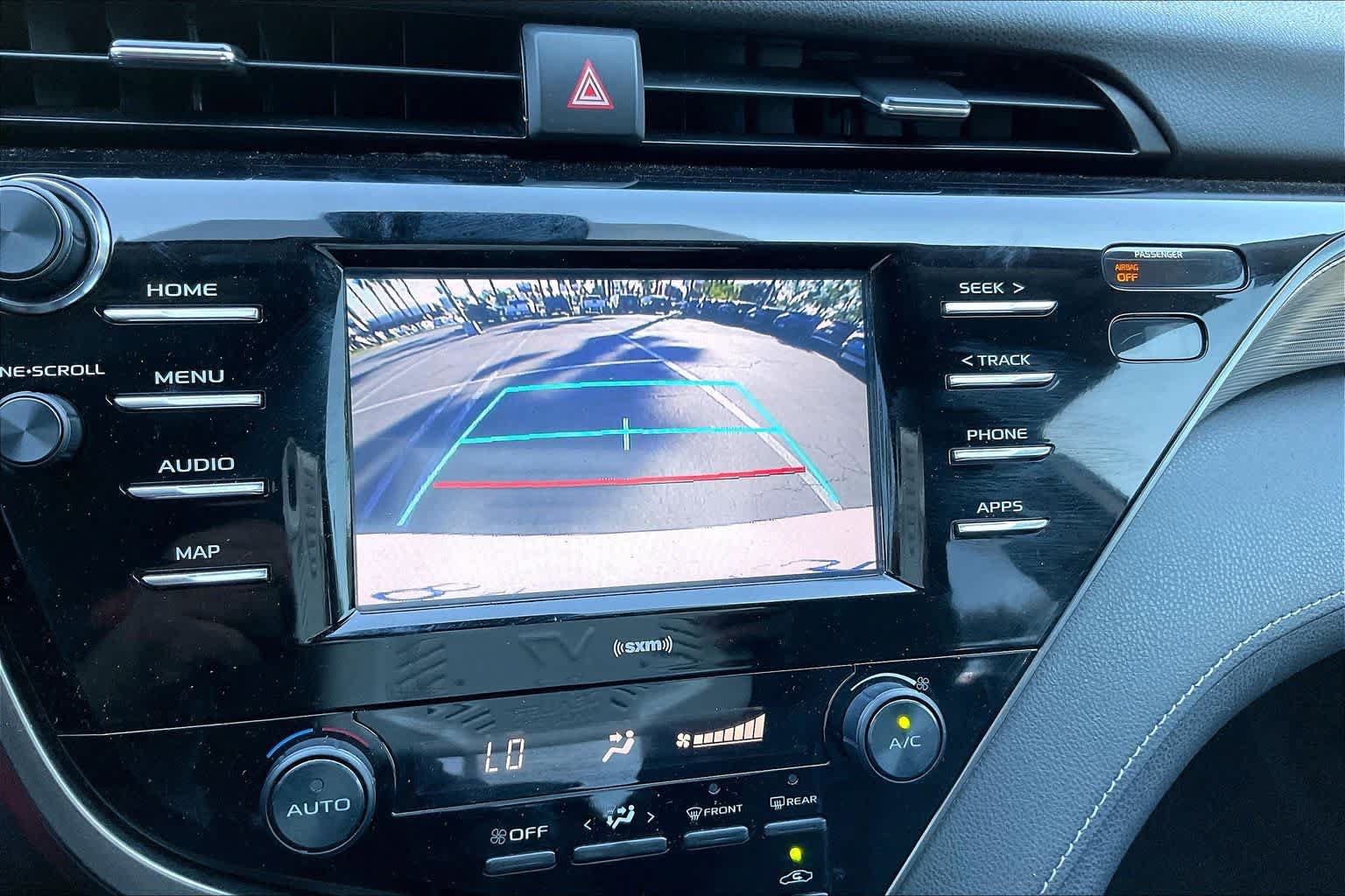 Used 2020 Toyota Camry SE FWD image 24