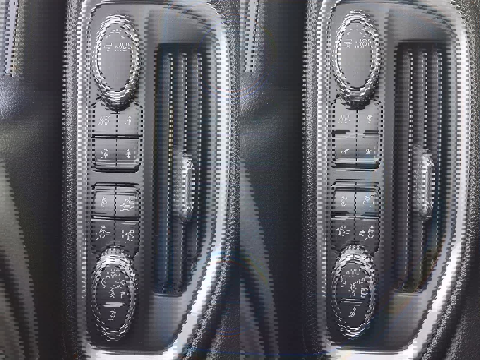 Used 2021 GMC Sierra 1500 AT4 w/ AT4 Value Package image 15